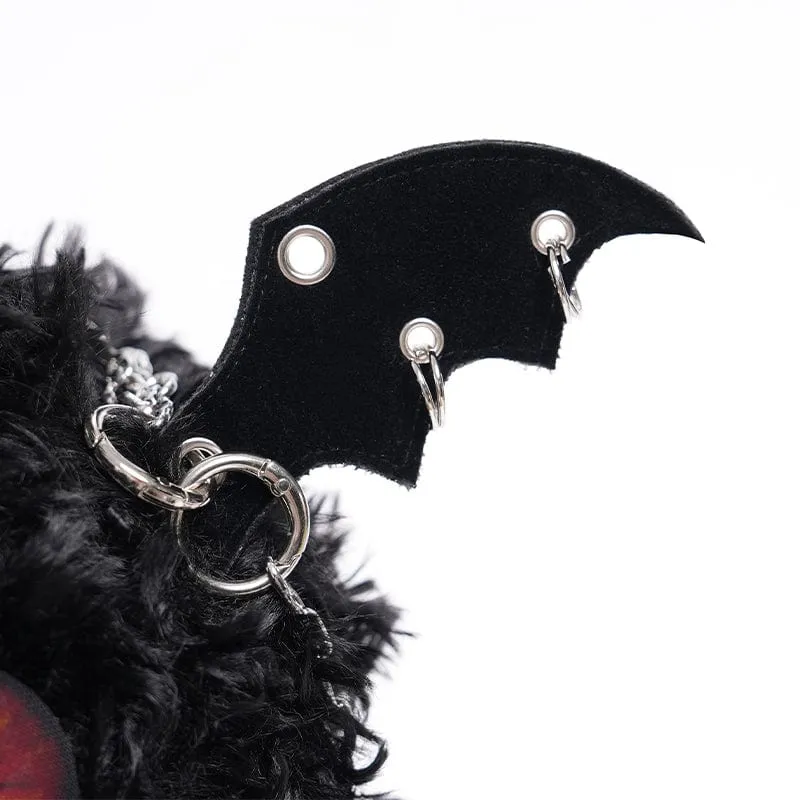 Flauschige Gothic-Kettentasche im Fledermaus-Stil für Damen