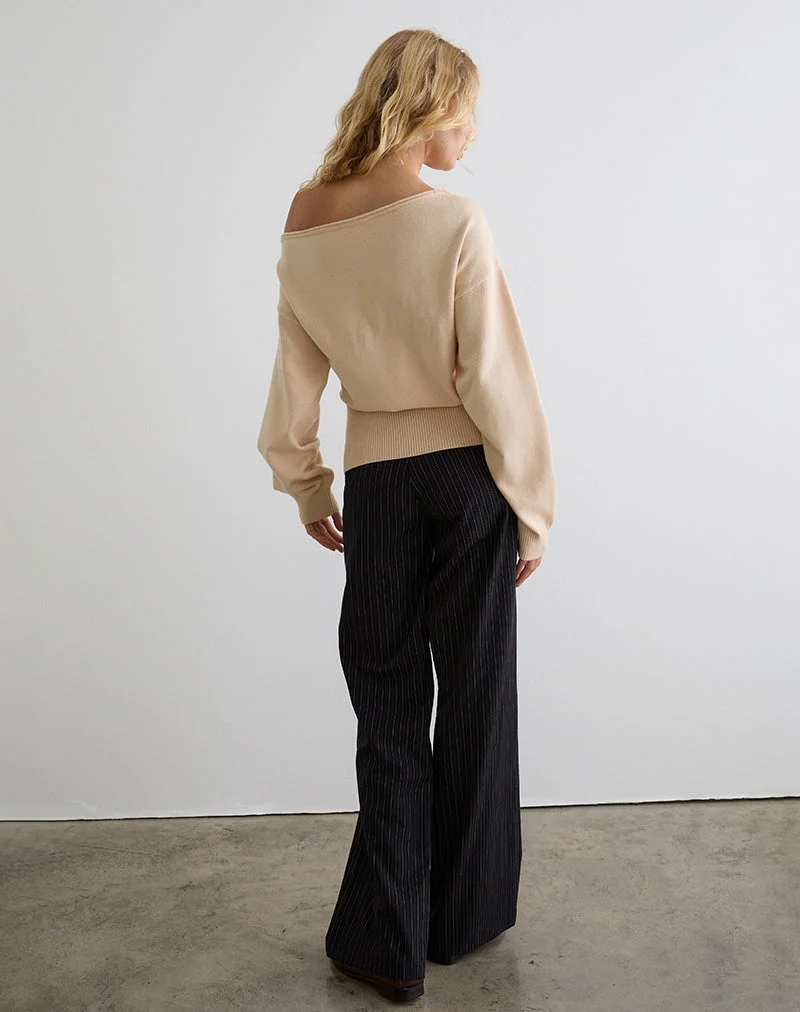 Jalira Asymmetrischer Pullover in Creme