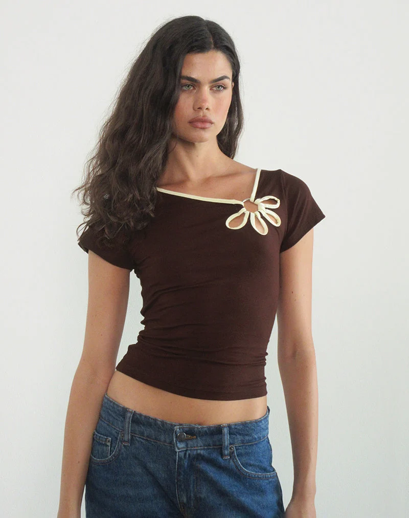 Bunga Flower Cut Out Top in Bitter Chocolate mit Lemon Binding