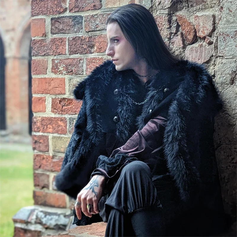 Gothic-Umhang aus Kunstpelz mit Blumenmuster für Herren