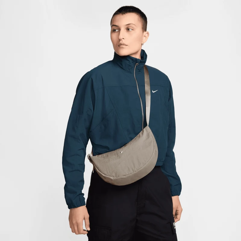 Nike Aura Crescent - Bolso bandolera 30.5 cm (cream/metallic)