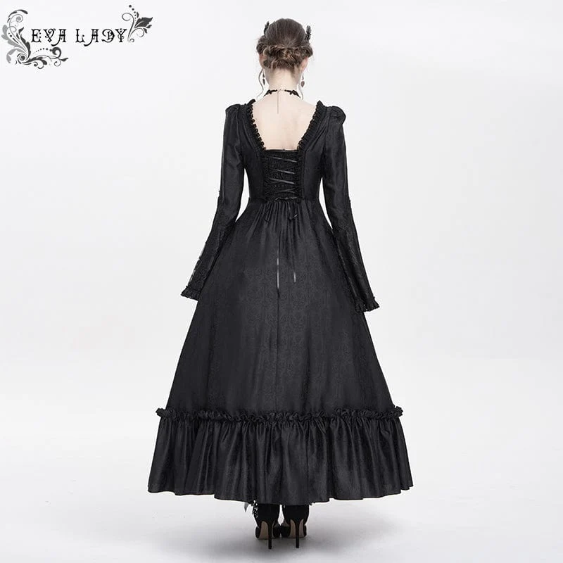 Schwarzes, gotisches Brautkleid mit Blumenstickerei, Raffungen, Schnürung und langen Ärmeln