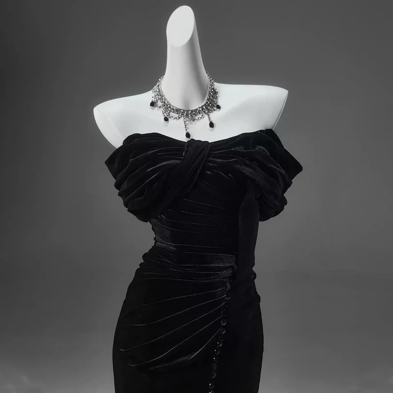 Damen Maßgefertigtes Gothic Bowknot Schnürrüschen Trägerloses Smokingkleid Schwarzes Hochzeitskleid