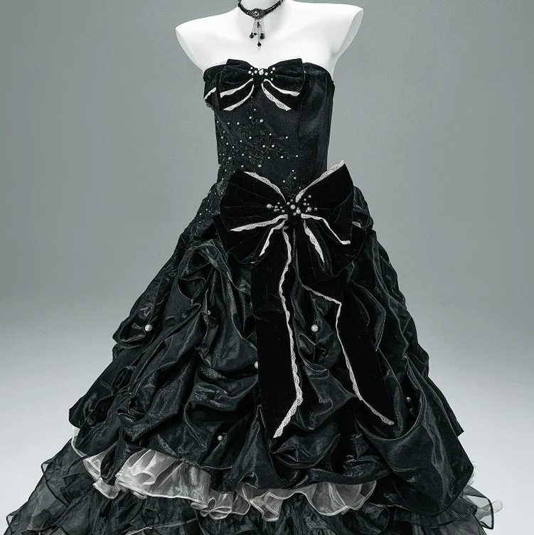 Damen Maßgefertigtes Gothic Bowknot Pearl Mehrschichtiges Splicing Trägerloses Brautkleid