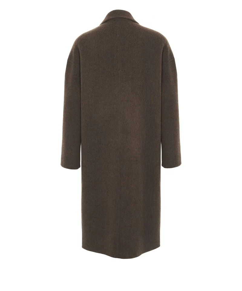 Cappotto in lana con tasche applicate