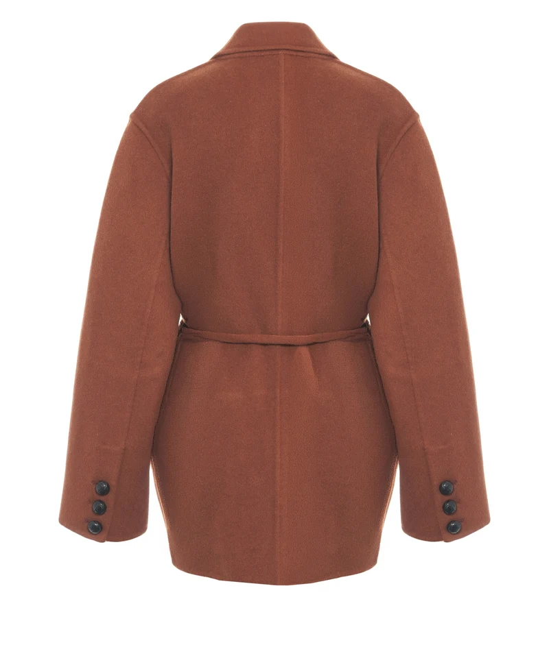 Cappotto con cintura in vita