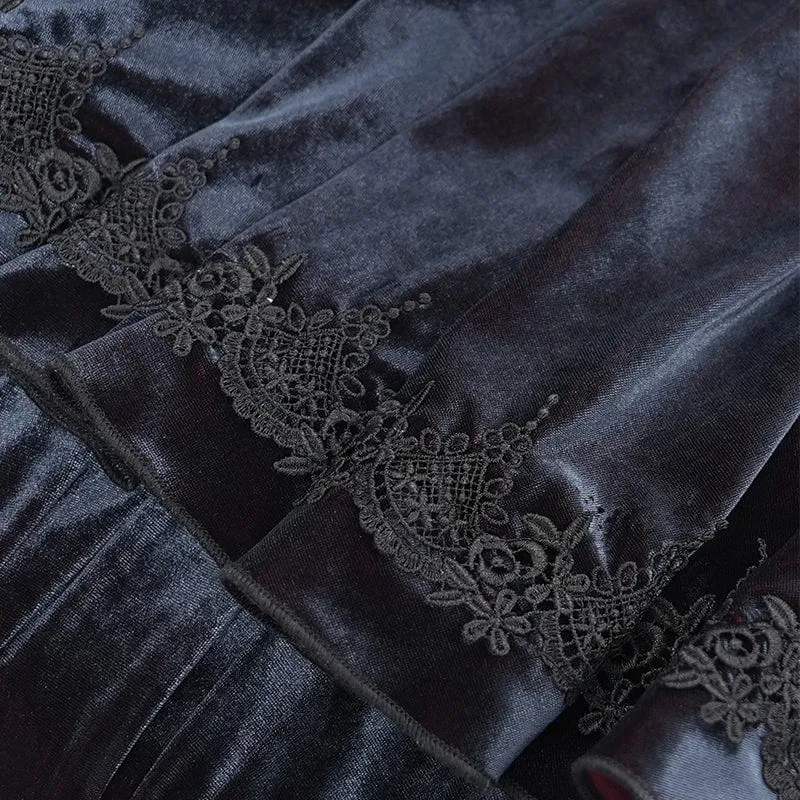 Gothic Umhang mit Häkelriemen für Herren, Schwarz/Rot