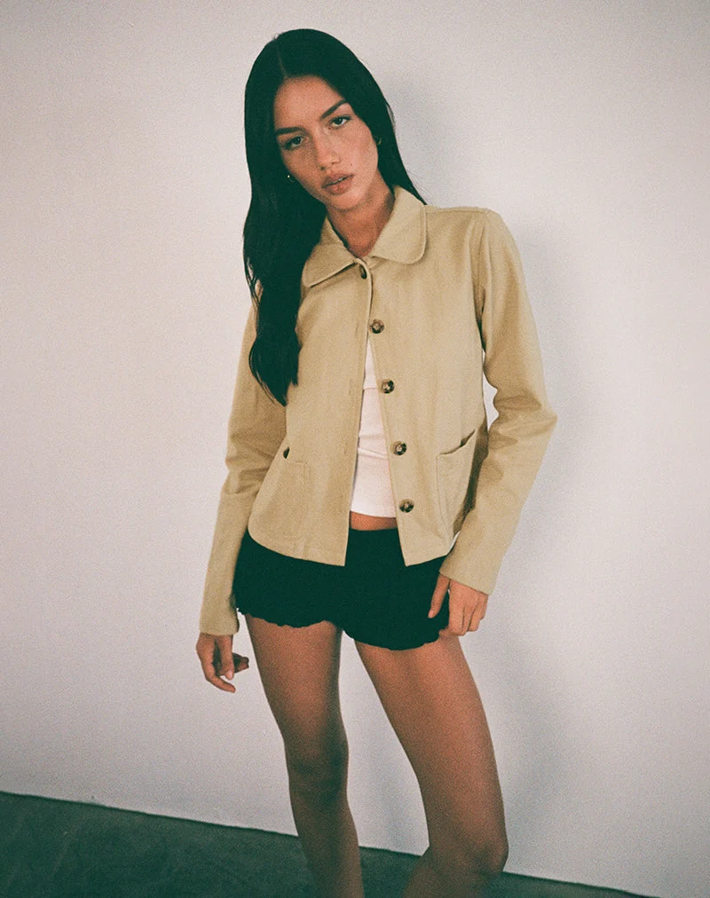 Calva Boxy Jacke in Tan