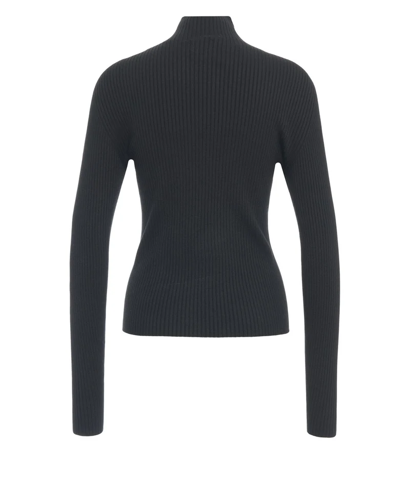 Pullover con collo alto