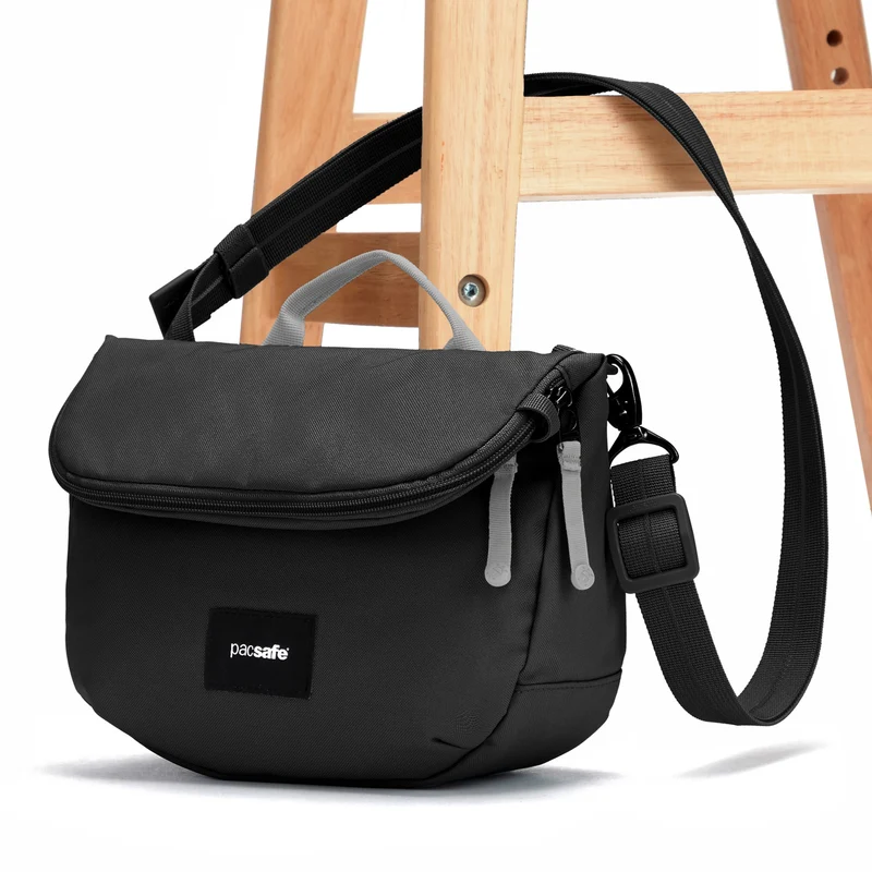 pacsafe GO Saddle Crossbody - Bolso bandolera 24 cm (jet black)