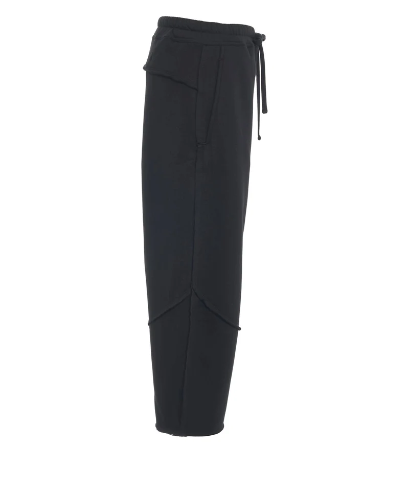 Pantaloni jogging con dettagli cuciture