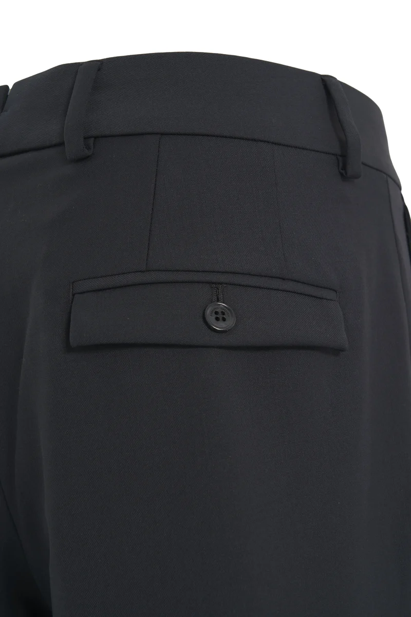 Pantaloni a pieghe
