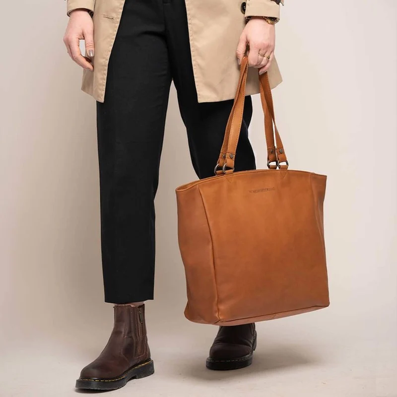 The Chesterfield Brand Berlin - Bolso shopper 15.4" L Leder 28 cm (cognac)