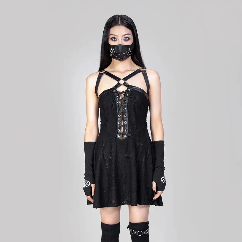 Damen-Slipkleid mit Punk-Riemen und Schnürung