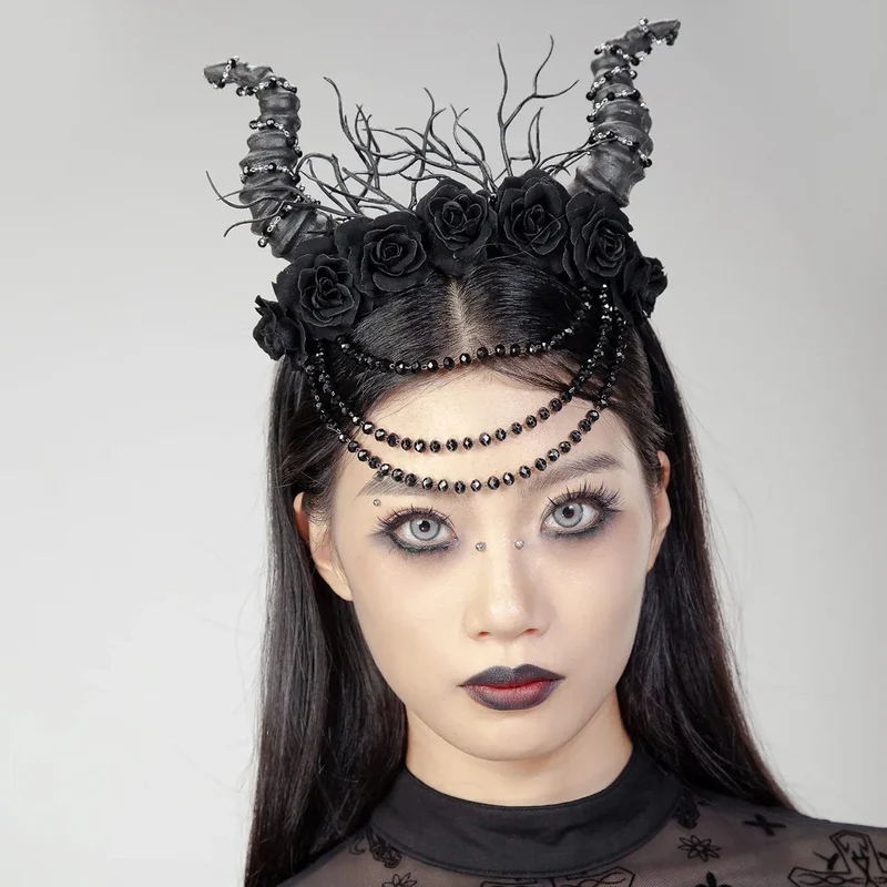 Gothic-Kopfbedeckung mit gehörnten Perlen und Rosen für Damen