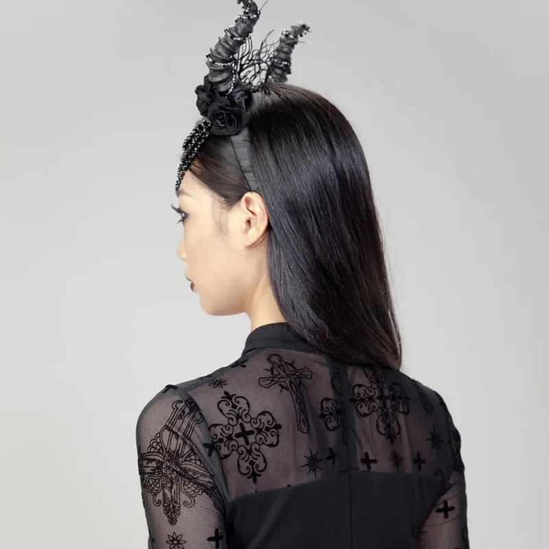 Gothic-Kopfbedeckung mit gehörnten Perlen und Rosen für Damen