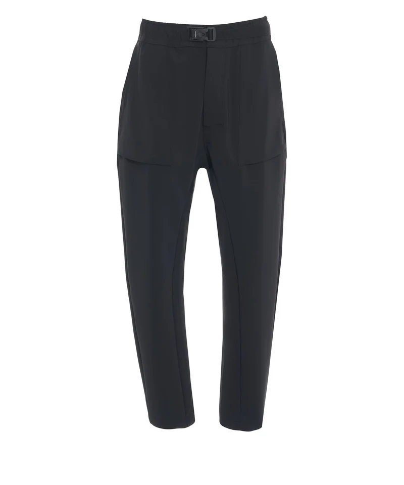 Pantaloni con tasche applicate