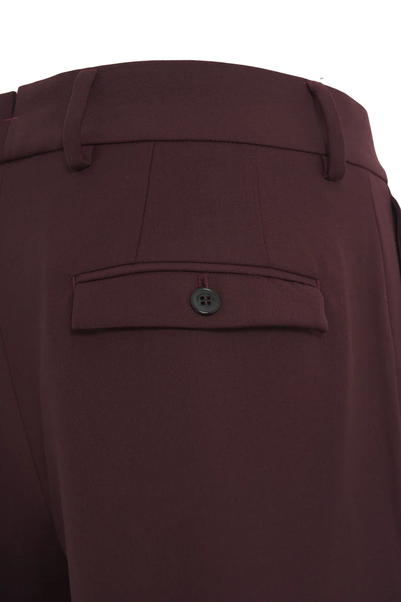 Pantaloni a pieghe