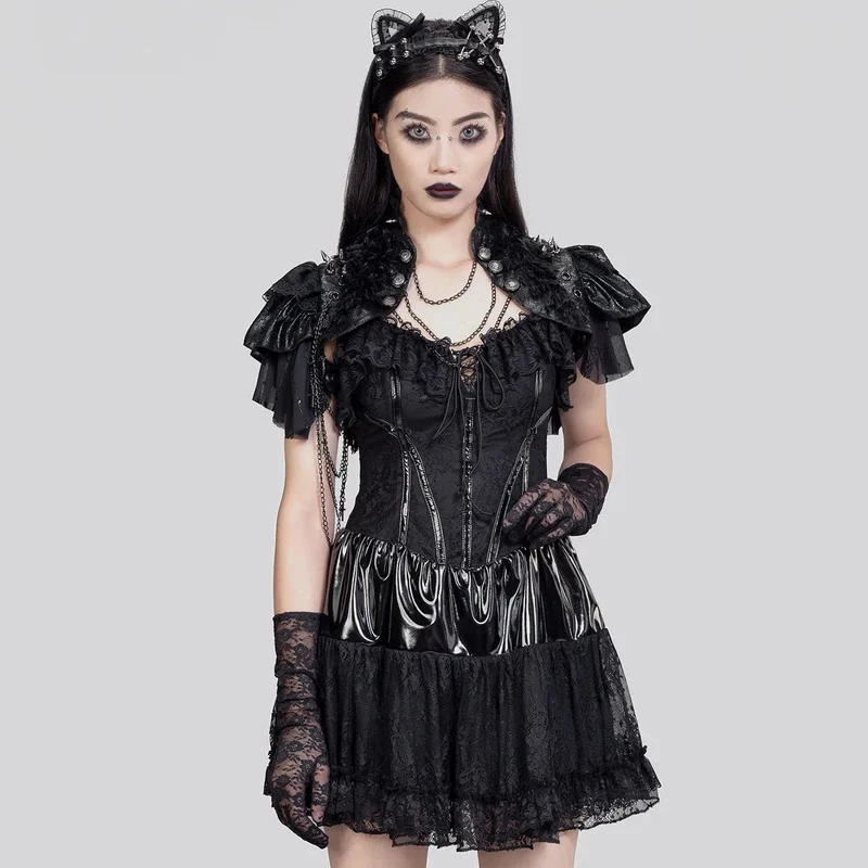 Gothic-Umhang aus Kunstleder mit Stehkragen und Nieten für Damen
