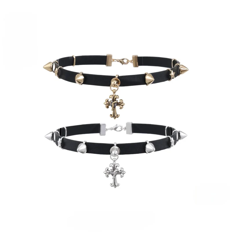 Punk-Halsband mit Kreuznieten für Damen