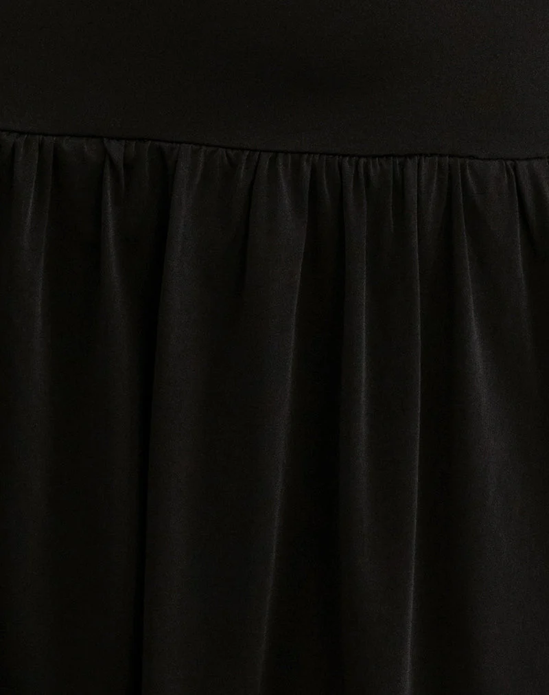 Mercer Minikleid mit fallender Taille in Schwarz
