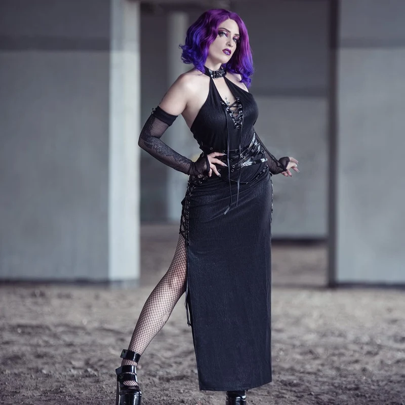 Damen Gothic-Neckholder-Kleid mit seitlichem Schlitz und Trägern