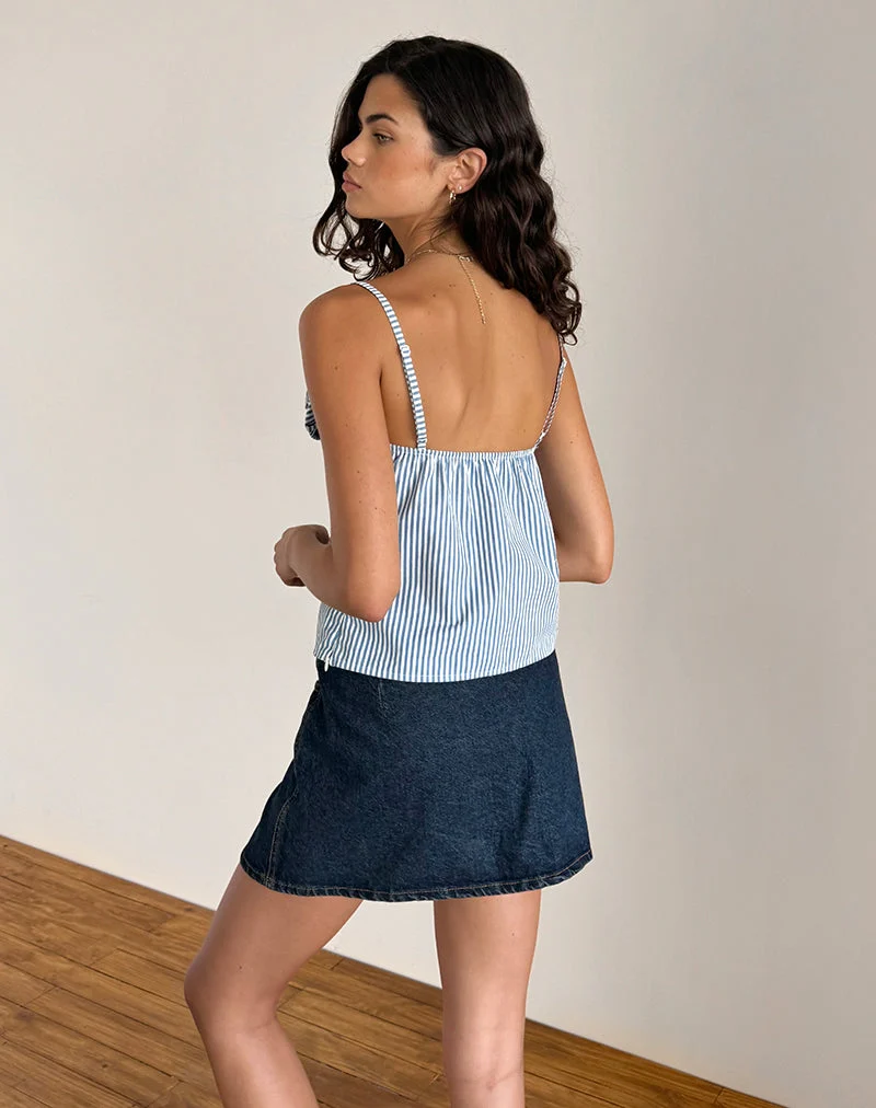 Flowa Top in Blau Kleiner vertikaler Streifen mit Rosette