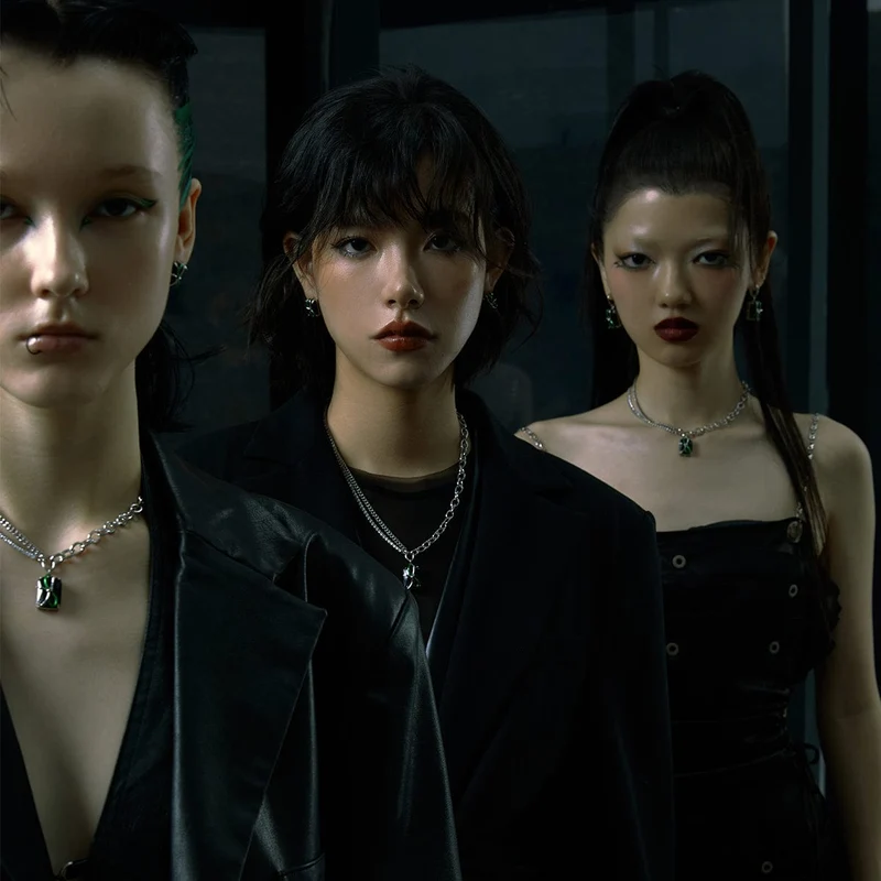 Punk-Schleifen-Obsidian-Halskette für Damen