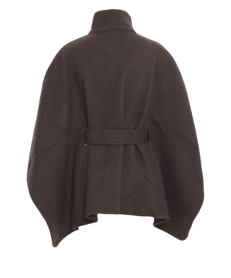 Cappotto con cintura in vita