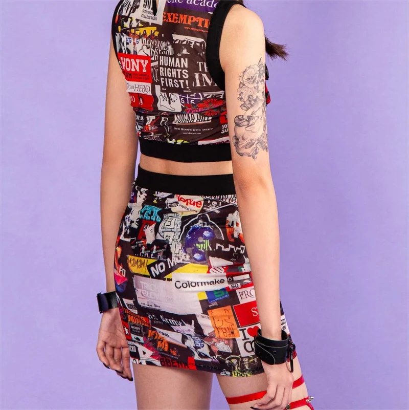 Kurzer Rock mit Grunge-Graffiti-Print für Damen