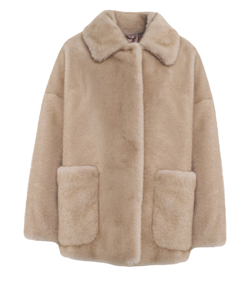 Cappotto in pelliccia sintetica