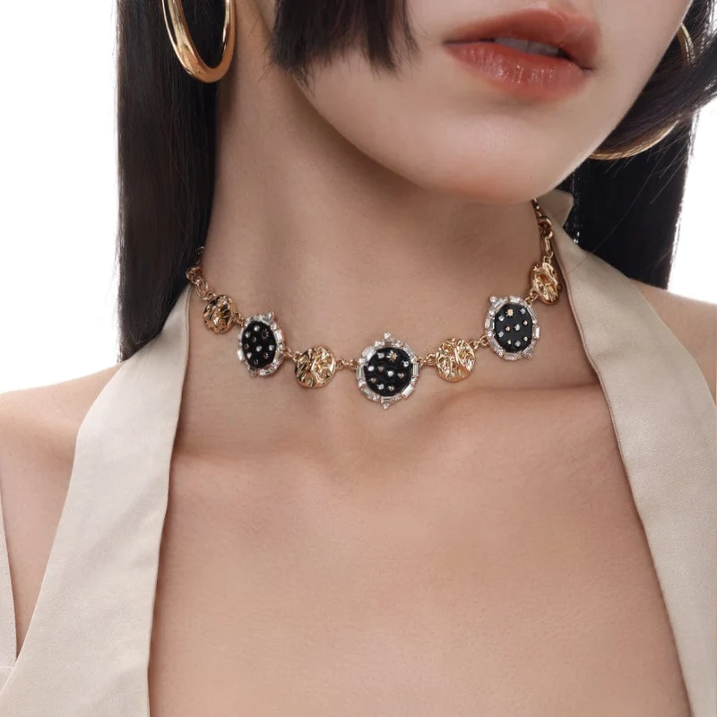 Damen-Punk-Knopf-Diamant-Halskette