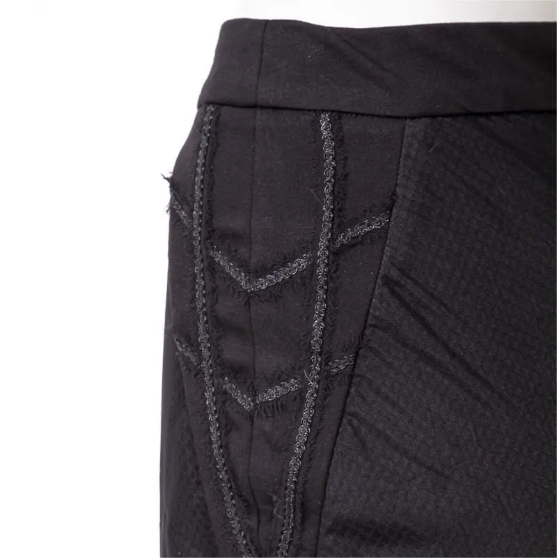 Langer Gothic-Rock mit Ausschnitt und Spleißen für Damen