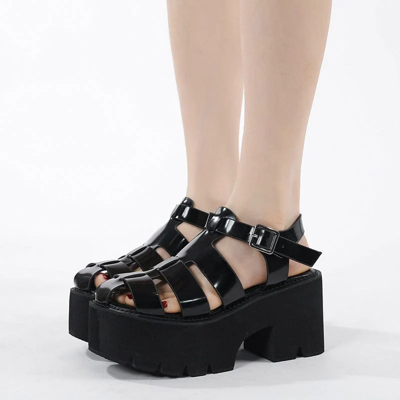 Punk-Plateausandalen aus Lackleder mit Schnalle für Damen