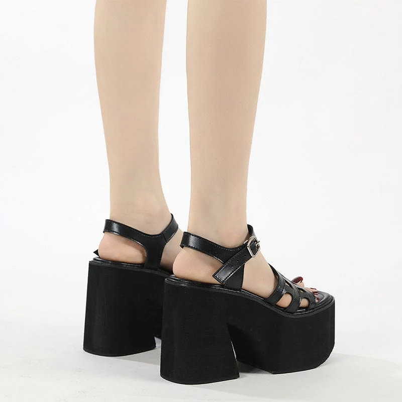 Damen-Plateausandalen mit Punk-Ausschnitt und Schnalle
