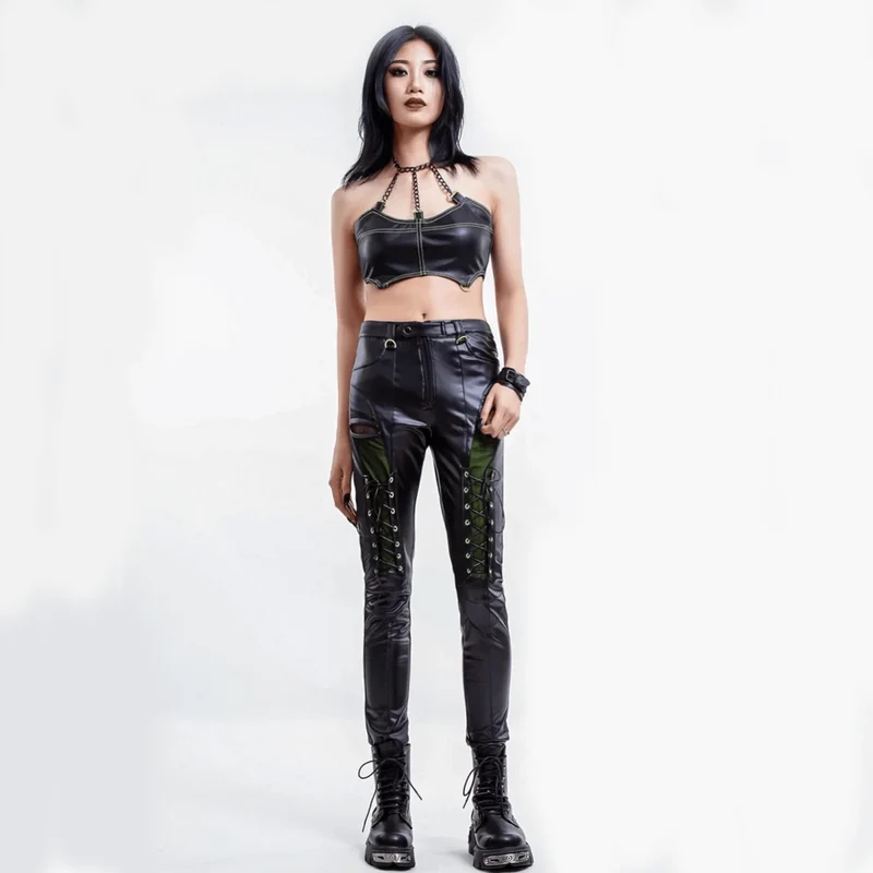 Damen-Leggings in Punk-Kontrastfarbe aus Kunstleder