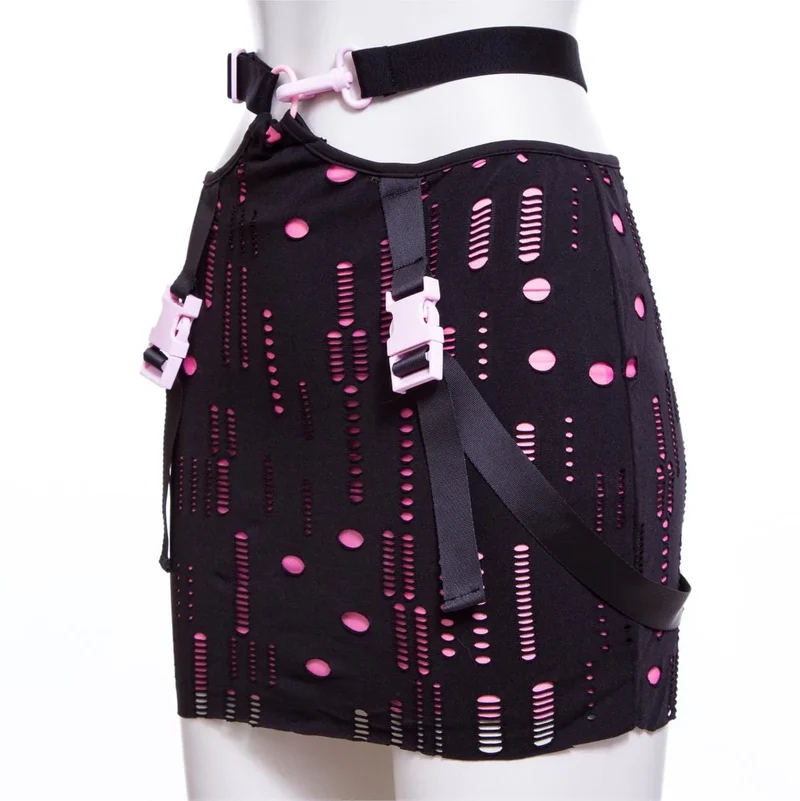 Zerrissener Rock in Grunge-Kontrastfarbe für Damen
