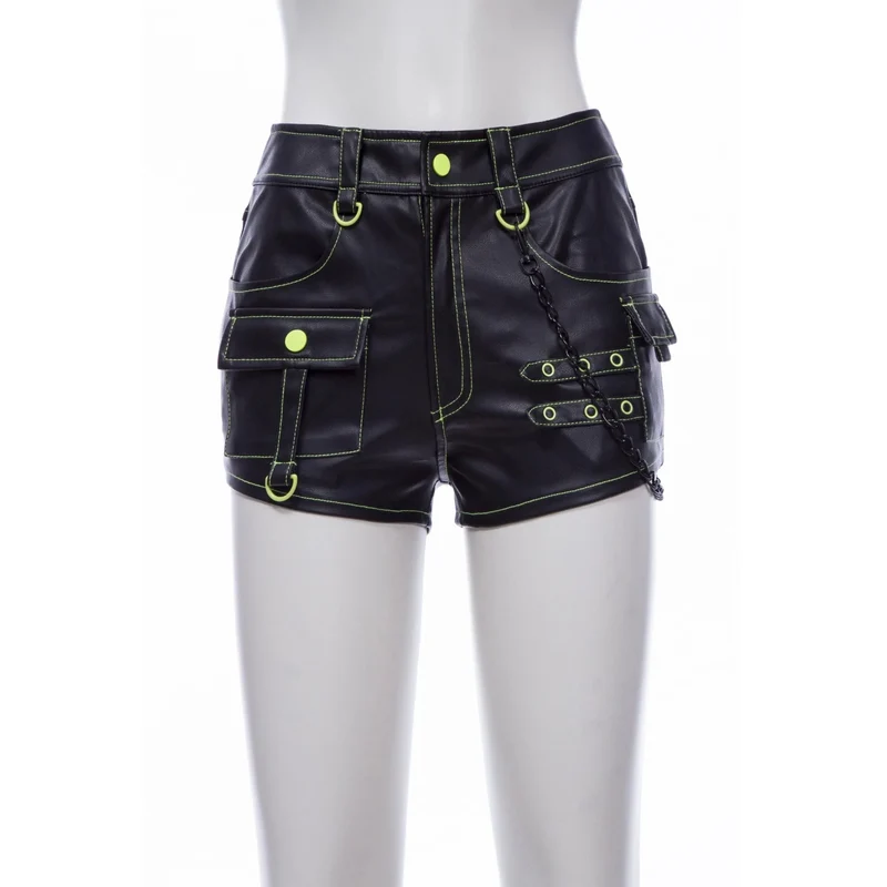 Damen-Punk-Ledershorts mit mehreren Taschen