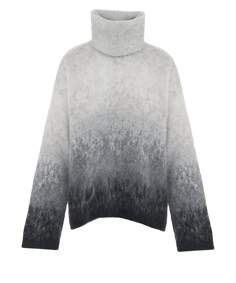 Pullover con collo alto