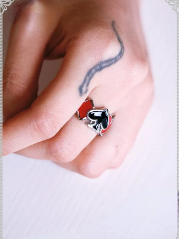 Steampunk-Spaten-Herz-Ring für Damen