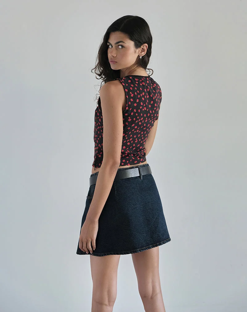 Carys Vest Top in Strawberry Polka Schwarz
