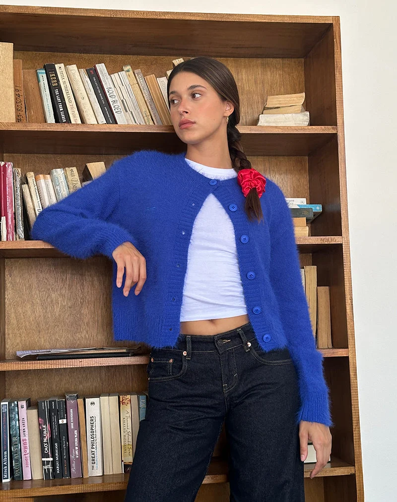 Audrina Strickjacke in flauschigem Kobaltblau