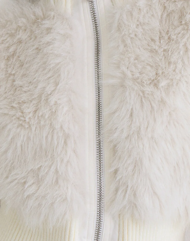 Homari Jacke aus zotteligem Kunstfell in Creme