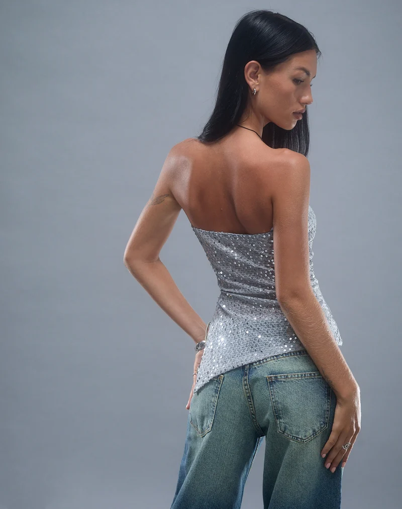 Brilia Bandeau-Top aus Paillettenstrick Silber