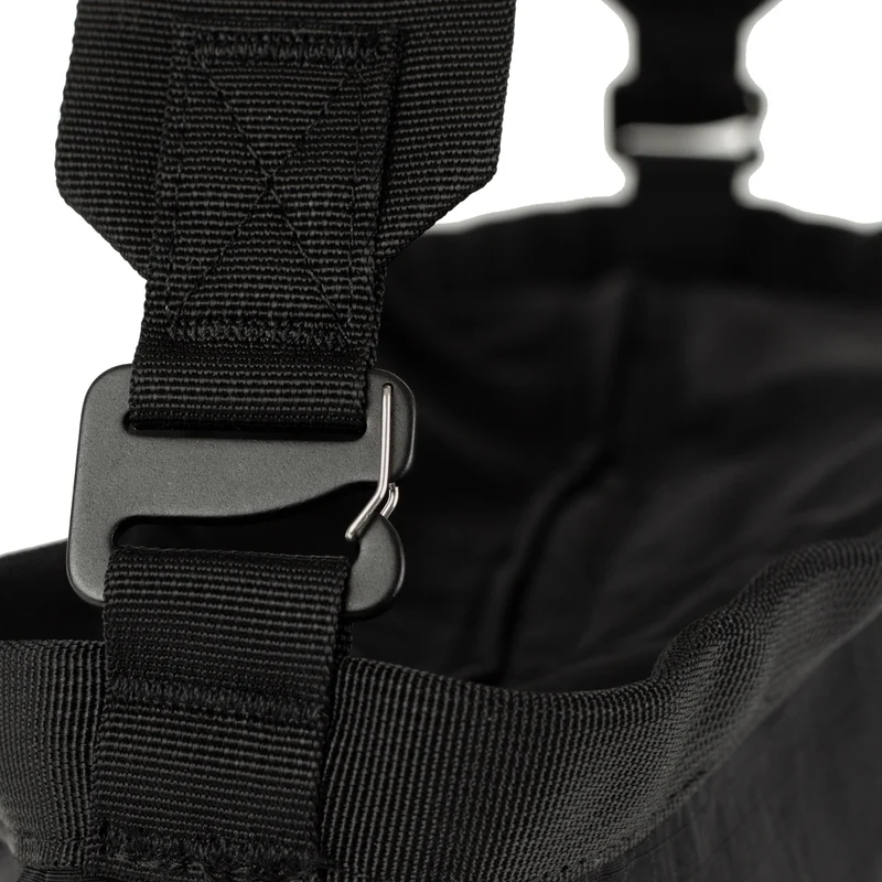 Sandqvist Grid Expandable - Bolso bandolera ext. (black)