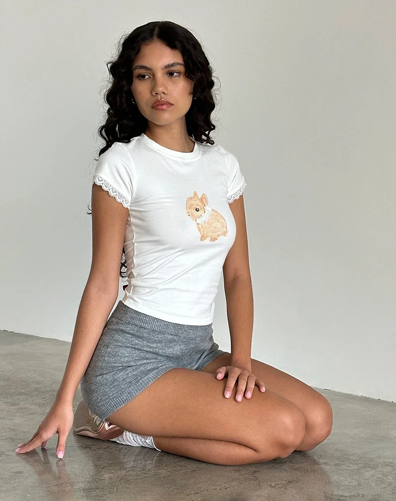 Izzy Baby Tee in Off White mit Kaninchenaufdruck