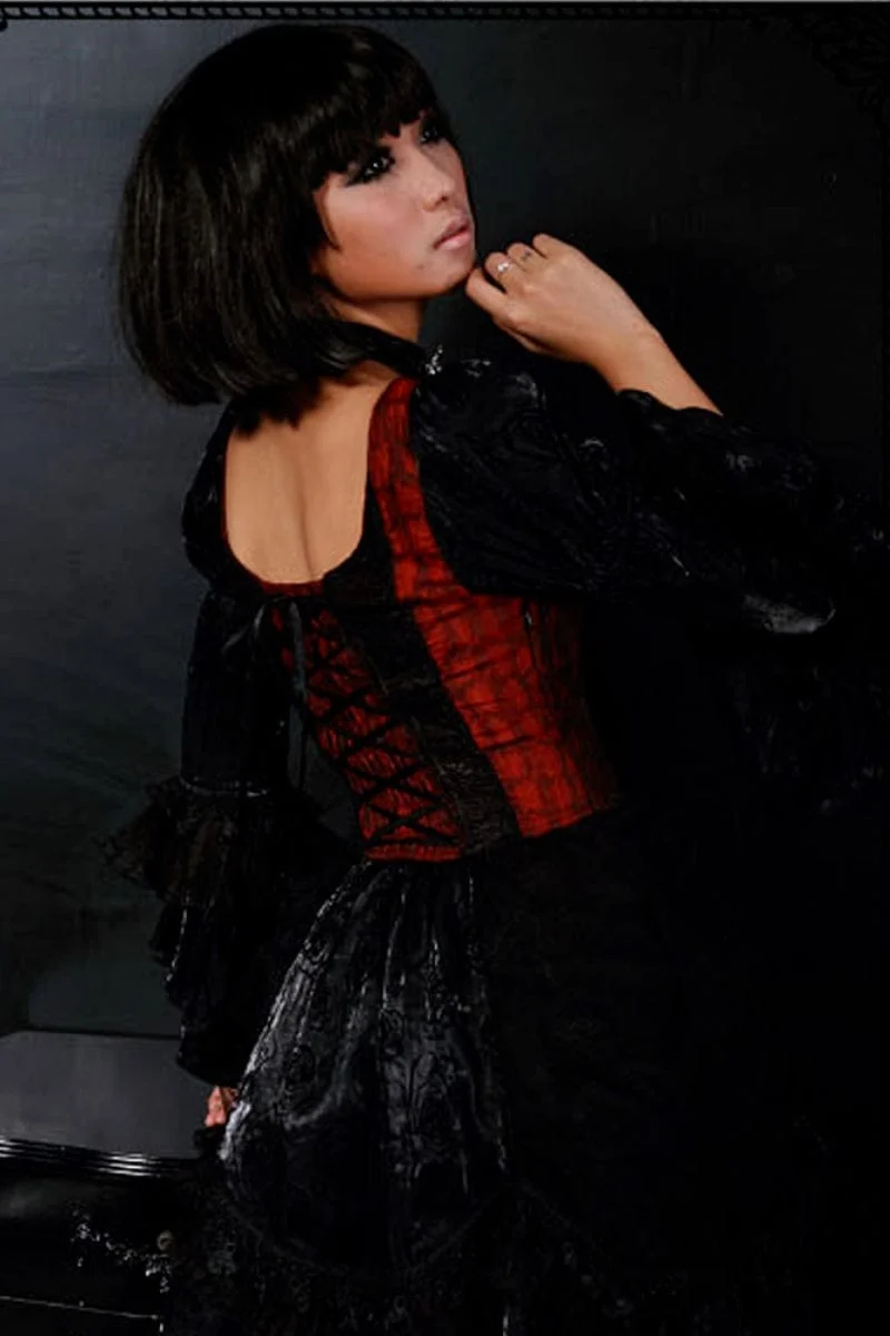 Steampunk Neckholder-Kleid mit unregelmäßiger Spitze und Splice für Damen