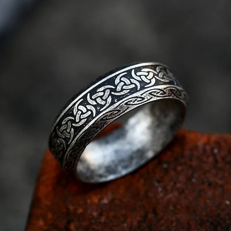 Herrenring mit Punkrune-Gravur