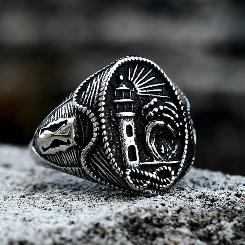 Gravierter Punk-Leuchtturm-Ring für Herren
