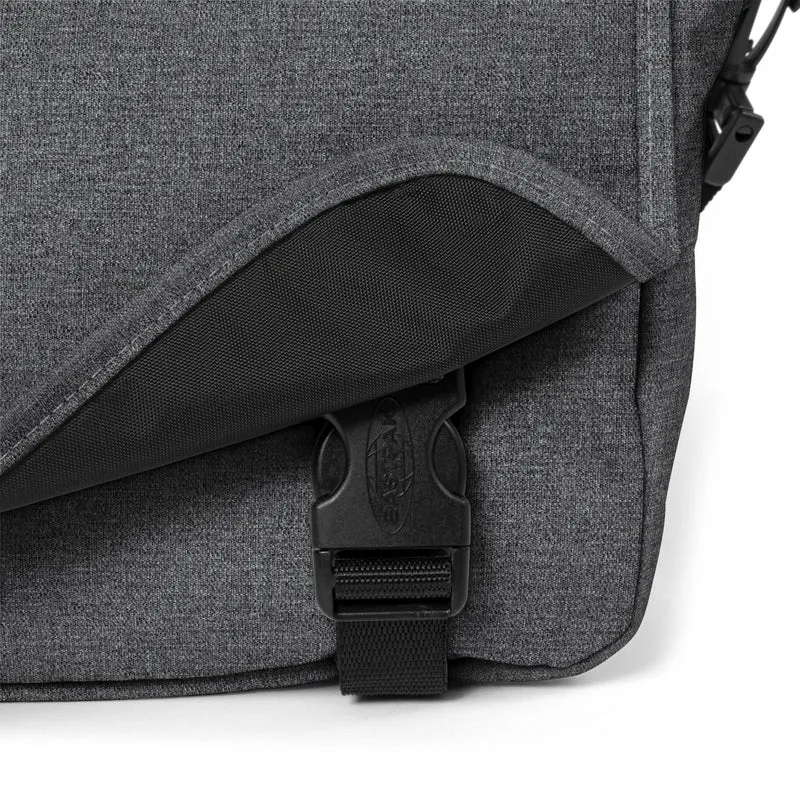 Eastpak Jr - Bolso de hombro 33 cm (black denim)